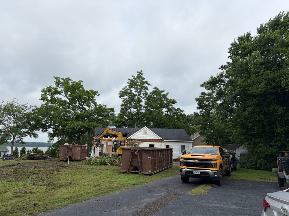 Gallery photos for Termite-Damaged Home Demolished and Cleared in Newport News: Image #2