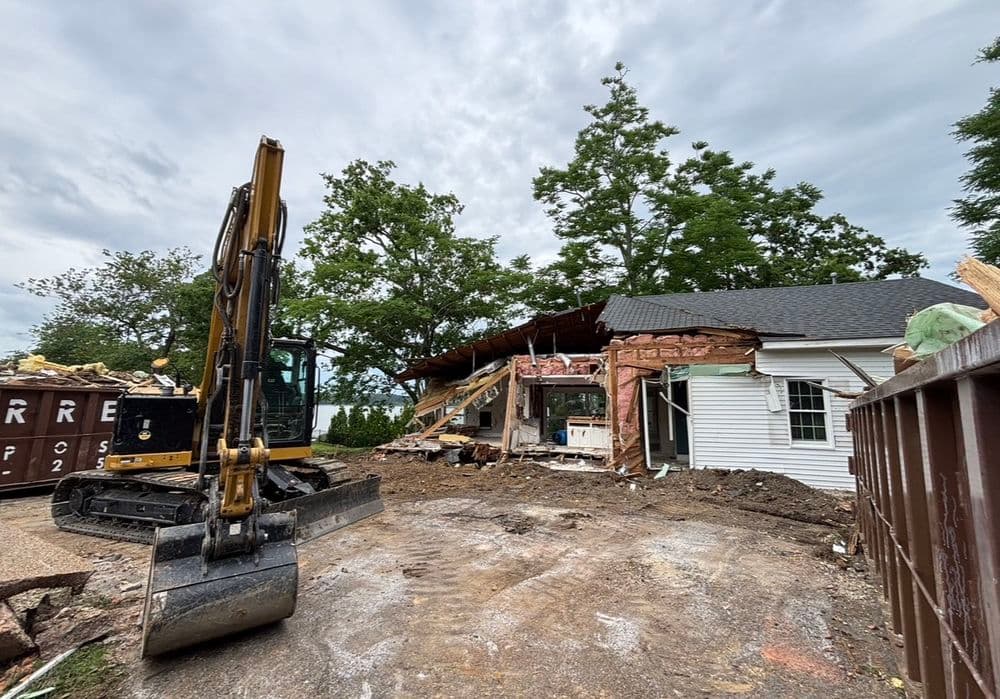 Gallery photos for Termite-Damaged Home Demolished and Cleared in Newport News: Image #4