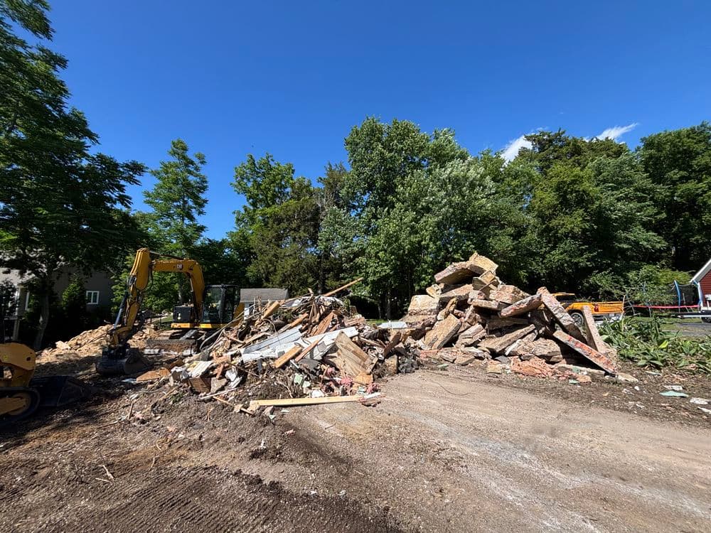 Gallery photos for Termite-Damaged Home Demolished and Cleared in Newport News: Image #6