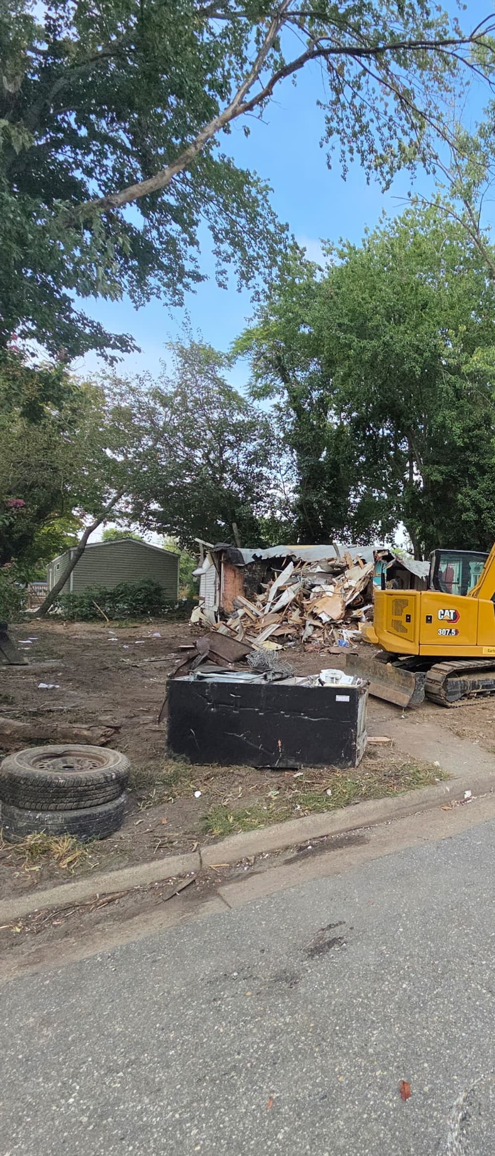Gallery photos for Uninhabitable Home Demolished in Newport News: Image #2