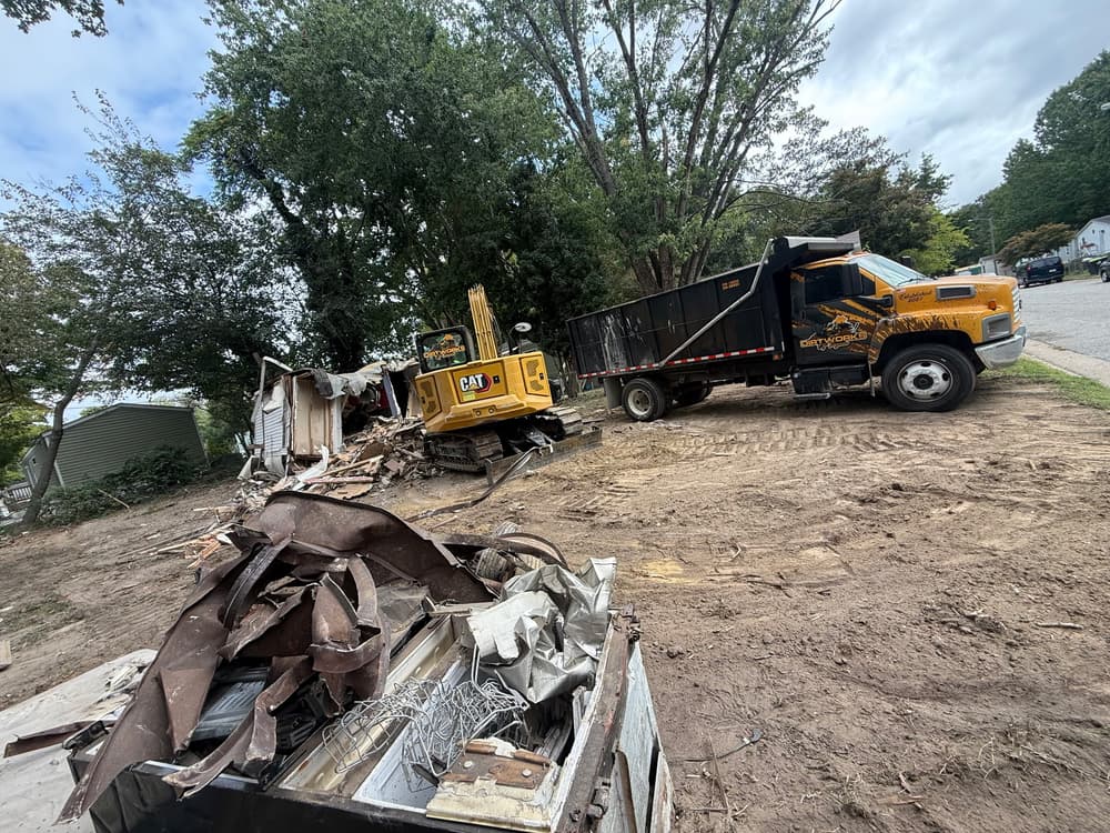 Gallery photos for Uninhabitable Home Demolished in Newport News: Image #1