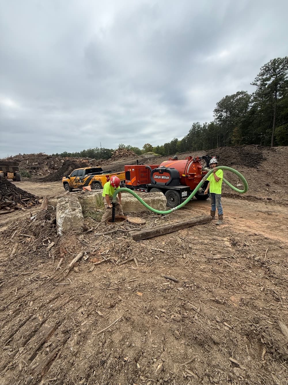 Gallery photos for Manhole Cleaning and Pipe Replacement in Chesterfield: Image #1